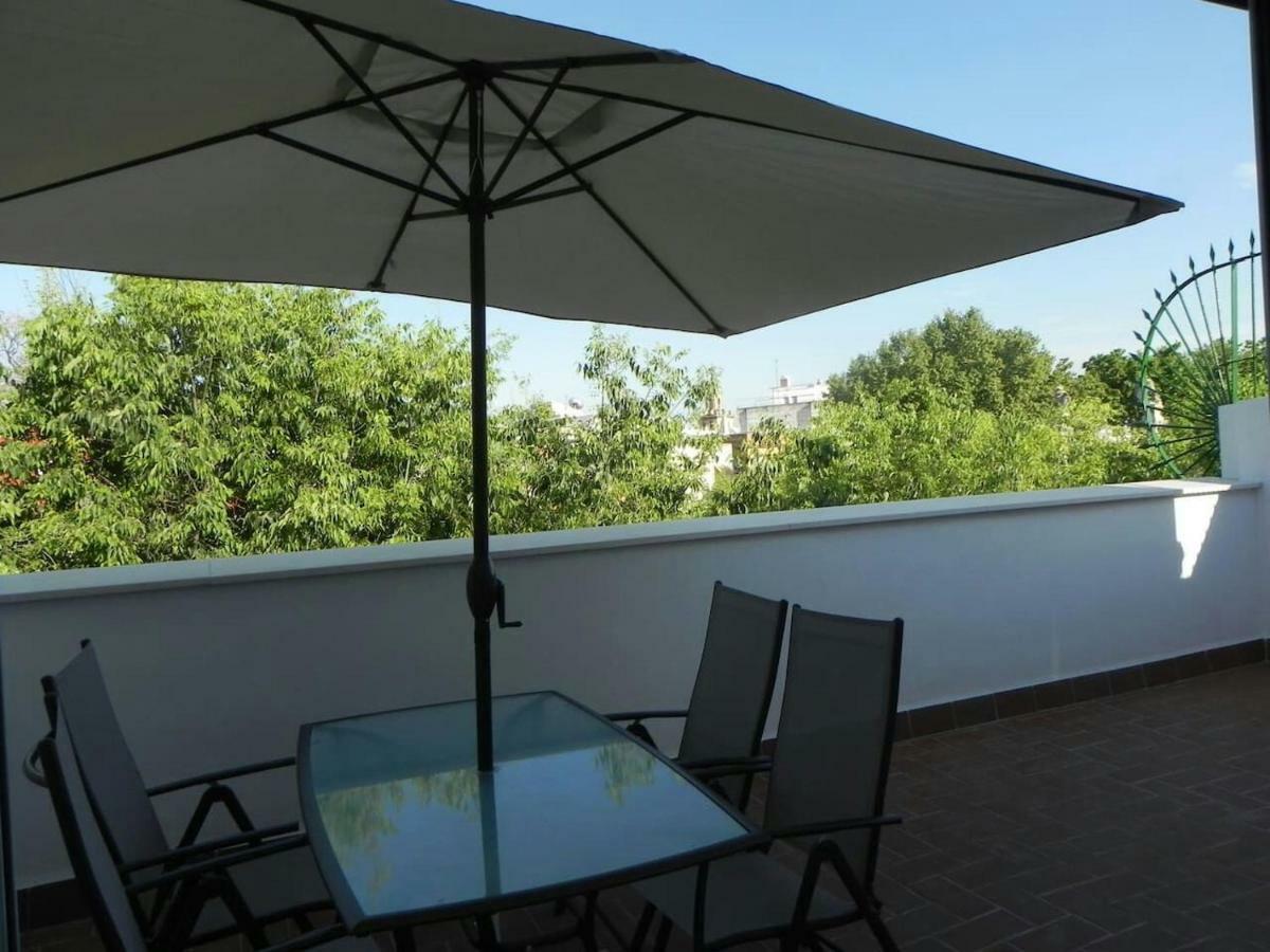 Atico Con Terraza En Alameda De Hercules Севилья Экстерьер фото