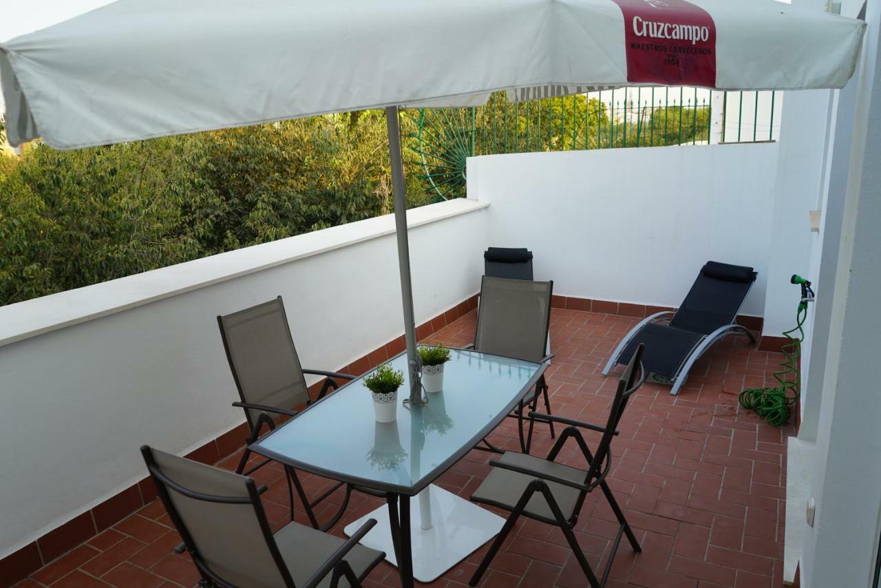 Atico Con Terraza En Alameda De Hercules Севилья Экстерьер фото